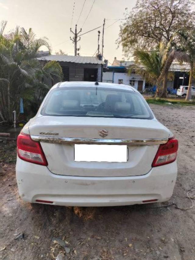 https://images10.gaadi.com/usedcar_image/4518995/original/processed_31703d9e-58b1-4599-aa99-f0a6c9654ac0.jpg?imwidth=6402