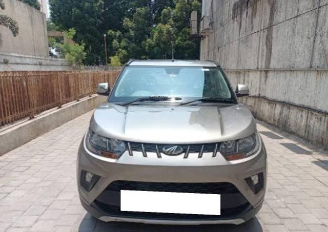https://images10.gaadi.com/usedcar_image/4519063/original/processed_517b3f85-e0e2-495b-bb6a-68f6386058be.jpg?imwidth=6400