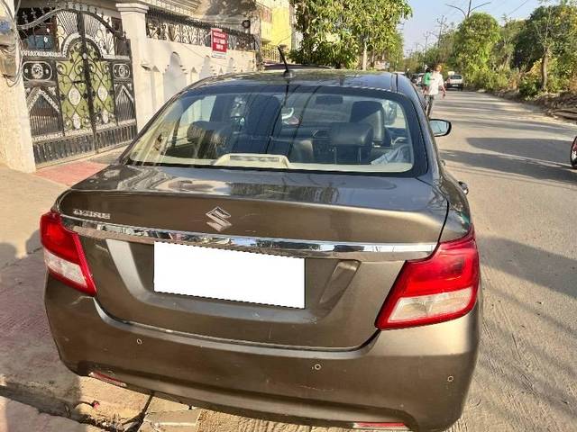 https://images10.gaadi.com/usedcar_image/4519066/original/processed_8724b003-a38e-4a39-8d61-26984dd51cfe.jpeg?imwidth=6402