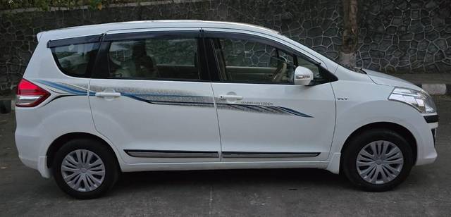 https://images10.gaadi.com/usedcar_image/4519083/original/processed_d6d52e0c0dc345594dade09bc18beceb.jpg?imwidth=6401