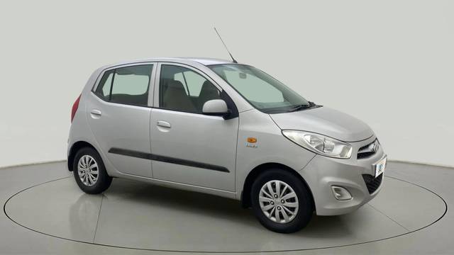 https://images10.gaadi.com/usedcar_image/4519087/original/7109edd065b8a4e006824d9239663f2f.jpg?imwidth=6400