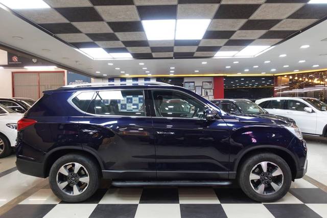 https://images10.gaadi.com/usedcar_image/4519092/original/processed_4c07e904475f7ff91b32ff0d8bceeb4f.jpg?imwidth=6401