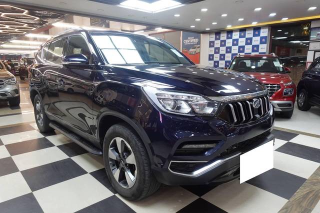 https://images10.gaadi.com/usedcar_image/4519092/original/processed_fc0f84c2f107ff02b209059a85320055.jpg?imwidth=6400