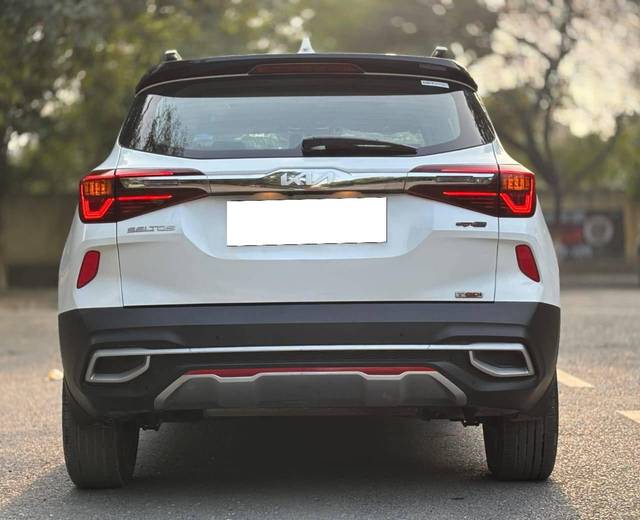 https://images10.gaadi.com/usedcar_image/4519143/original/processed_46436963145087afad82dcc127eafc4b.jpg?imwidth=6401