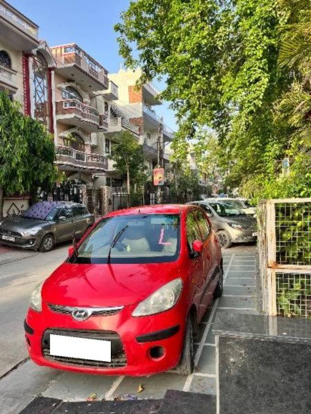 https://images10.gaadi.com/usedcar_image/4519229/original/processed_c4af683f-7a9d-4d24-b025-58c2c79466cb.jpeg?imwidth=6400