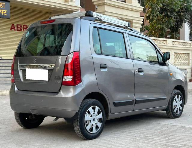https://images10.gaadi.com/usedcar_image/4519253/original/processed_da3e9f1ce65294f92d171be86c336201.jpg?imwidth=6402
