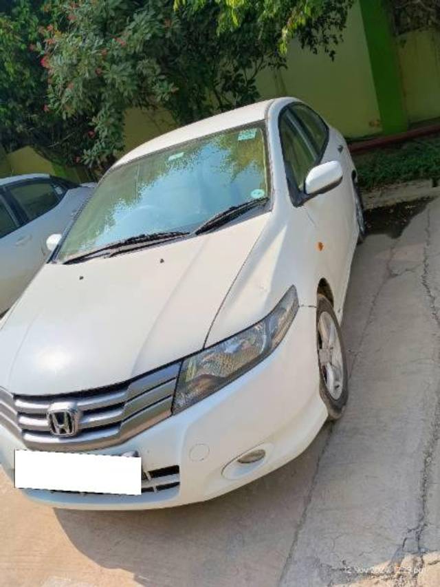 https://images10.gaadi.com/usedcar_image/4519255/original/processed_1e9dcdba-5a3e-42a2-a510-324572a3aaf2.jpg?imwidth=6400