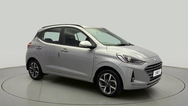 https://images10.gaadi.com/usedcar_image/4519268/original/3ffe60c1812e8a2588f61391edca91e0.jpg?imwidth=6400