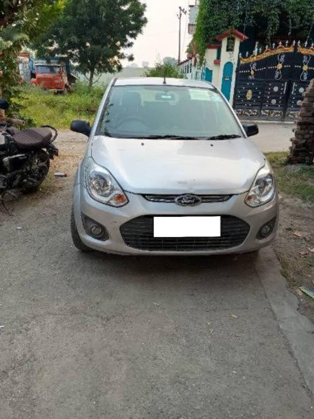 https://images10.gaadi.com/usedcar_image/4519286/original/processed_7126e575-a998-4036-bf29-07ce73846565.jpg?imwidth=6400