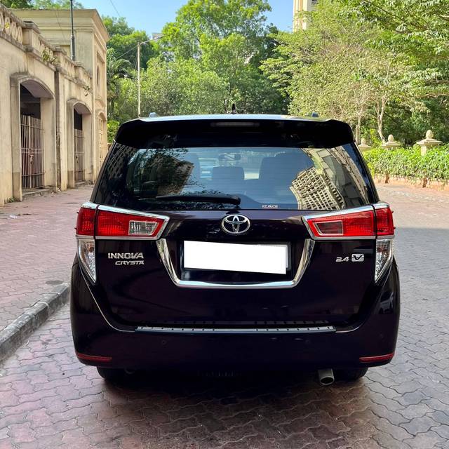 https://images10.gaadi.com/usedcar_image/4519310/original/processed_5a4508ea12d0e3037179e09b2d0ea1b6.JPG?imwidth=6402