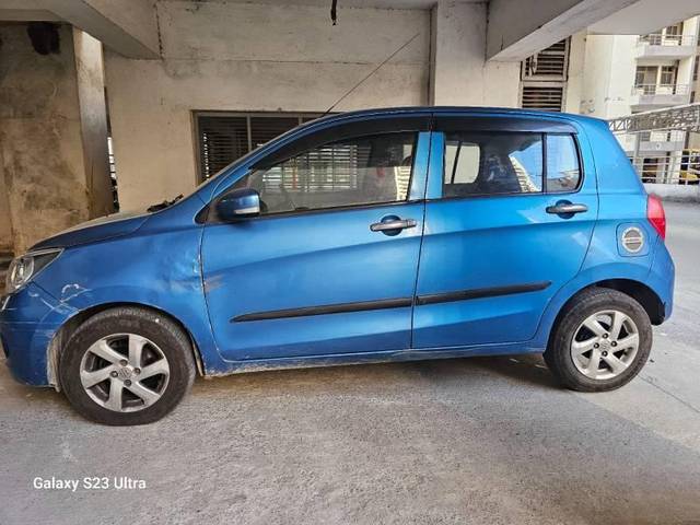 https://images10.gaadi.com/usedcar_image/4519322/original/processed_258f1f98-590b-4828-9ee2-c17cec3a5135.jpg?imwidth=6402