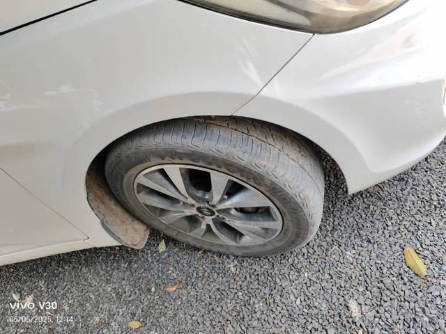https://images10.gaadi.com/usedcar_image/4519362/original/processed_14146592-8950-41c4-b136-40c417362f2a.jpeg?imwidth=6402