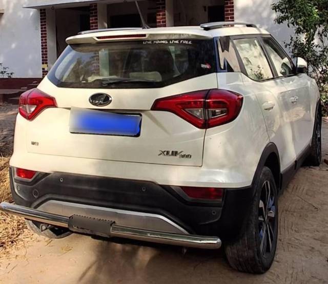 https://images10.gaadi.com/usedcar_image/4519366/original/processed_b3e24ac5-5bd8-4d24-95c3-1cc46d0d53eb.jpg?imwidth=6402