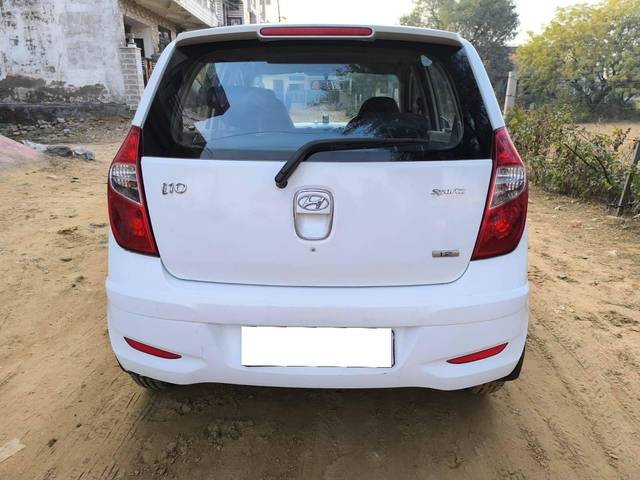 https://images10.gaadi.com/usedcar_image/4519373/original/processed_76d37b7fd96a3ee87c14aed003f4f09e.jpg?imwidth=6401