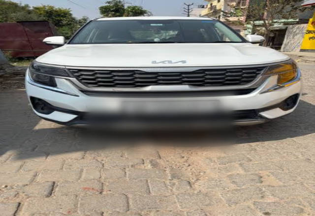 https://images10.gaadi.com/usedcar_image/4519381/original/58896932-677b-4aea-afad-4bc775d7b8b0.?imwidth=6400