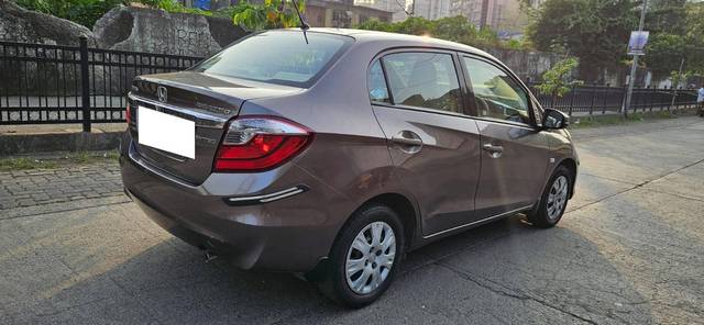 https://images10.gaadi.com/usedcar_image/4519391/original/processed_4284c7c16d3e491ef168127e35588d2f.jpeg?imwidth=6402