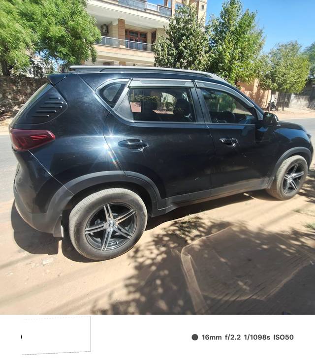 https://images10.gaadi.com/usedcar_image/4519405/original/processed_7895918de065a99d33ef44e43ceee3b8.jpg?imwidth=6401