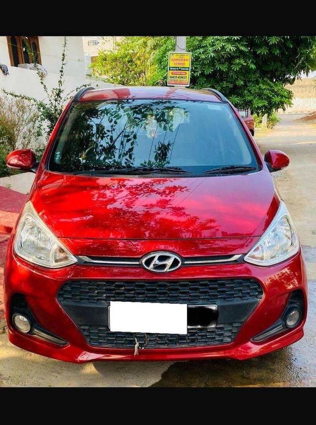 https://images10.gaadi.com/usedcar_image/4519424/original/processed_585d7903-ce5a-497c-8718-b3df7bea13e3.jpg?imwidth=6400