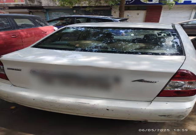 https://images10.gaadi.com/usedcar_image/4519427/original/928c6f5d-fb6c-4e23-ab1a-9912046d2fca.?imwidth=6401