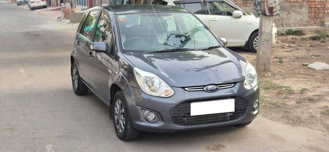 https://images10.gaadi.com/usedcar_image/4519437/original/processed_e8ea7f75e666c8dca0af5cd58389fb04.jpg?imwidth=6400