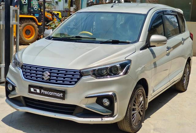 https://images10.gaadi.com/usedcar_image/4519454/original/ed22da667caec7fb4995d09e8f0c9545.jpeg?imwidth=6401