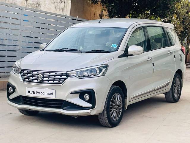 https://images10.gaadi.com/usedcar_image/4519454/original/processed_b4379b346b5e3acc1aab2c50a2ab3c66.jpeg?imwidth=6400