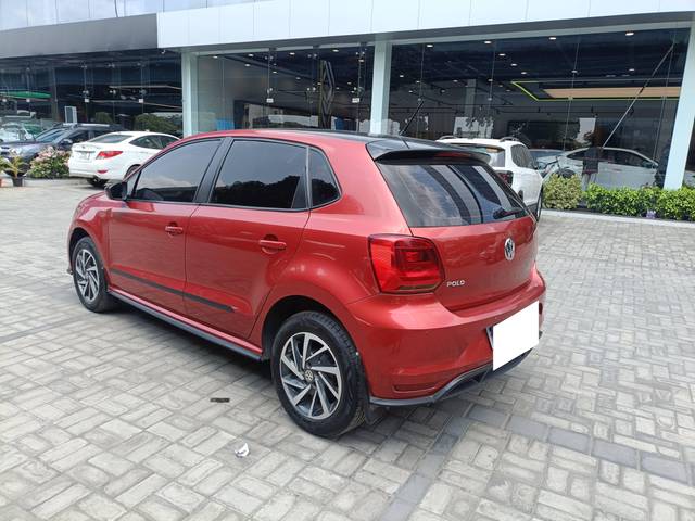 https://images10.gaadi.com/usedcar_image/4519474/original/processed_75786ca76301764601b4f4e79741cdeb.jpg?imwidth=6402