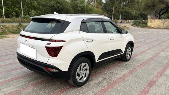 https://images10.gaadi.com/usedcar_image/4519478/original/processed_03a246724c0135a6da6e7fbf3fe73526.jpg?imwidth=6402