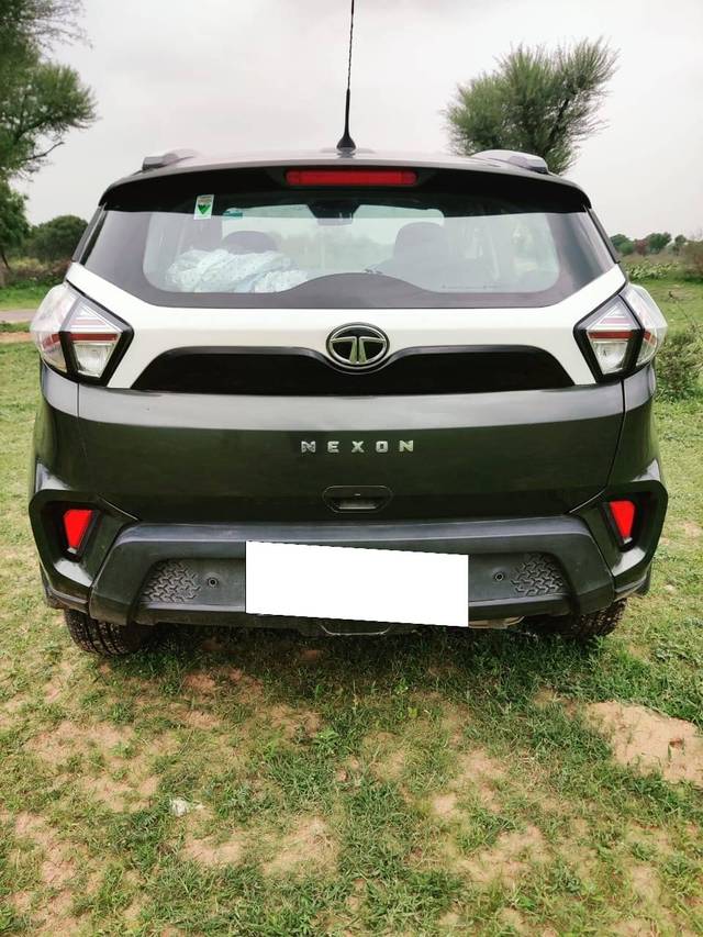 https://images10.gaadi.com/usedcar_image/4519483/original/processed_e46f584fef02e62674fbab5287325232.jpg?imwidth=6401