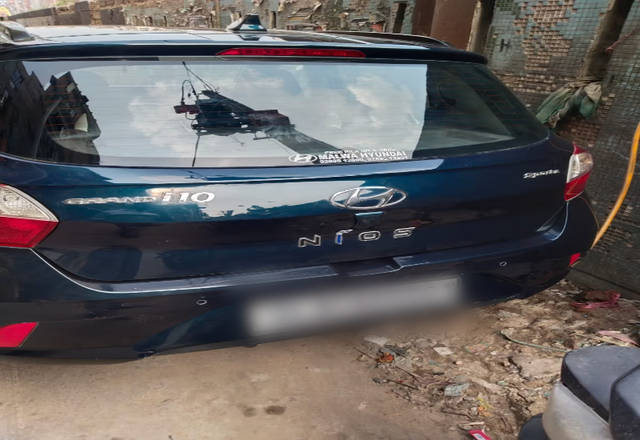 https://images10.gaadi.com/usedcar_image/4519531/original/bad40b4f-beef-4945-bde4-6cbd8e5d0d5d.?imwidth=6401