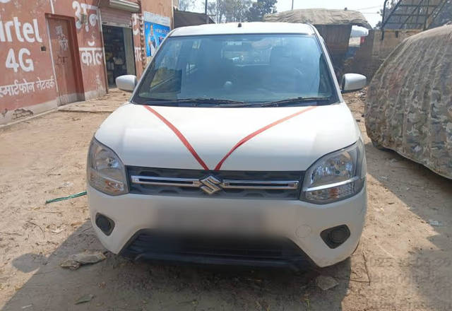 https://images10.gaadi.com/usedcar_image/4519550/original/925cad9b-e30e-438a-a4f4-ac20ea17714c.?imwidth=6400