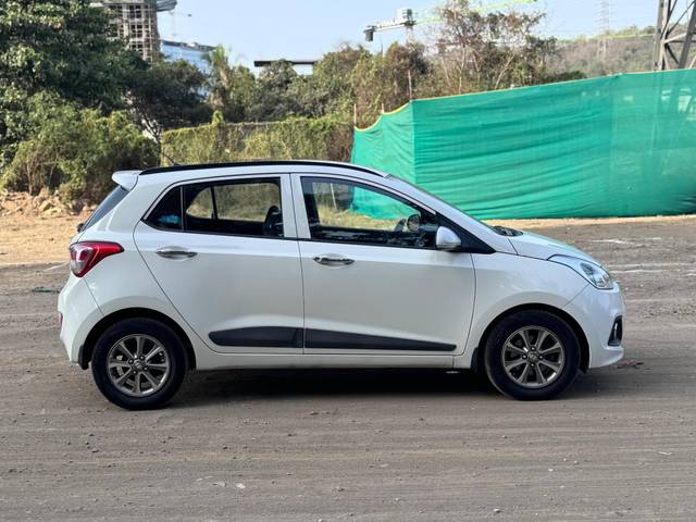 https://images10.gaadi.com/usedcar_image/4519552/original/8d75dde7a06c48430eaa16f68df5cfb4.jpg?imwidth=6401