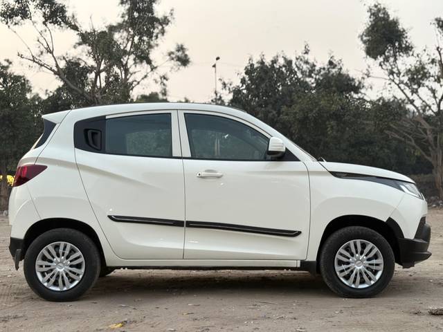 https://images10.gaadi.com/usedcar_image/4519571/original/38ddfc1a98637f43cbdef3cfe6365f91.jpg?imwidth=6401