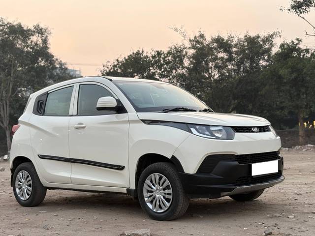 https://images10.gaadi.com/usedcar_image/4519571/original/processed_a1d922f4e42949b72af29a78107bc38c.jpg?imwidth=6400