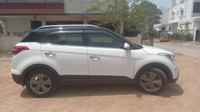 https://images10.gaadi.com/usedcar_image/4519574/original/processed_7fbf112ec050f447f32660542ca1f30b.jpg?imwidth=6401