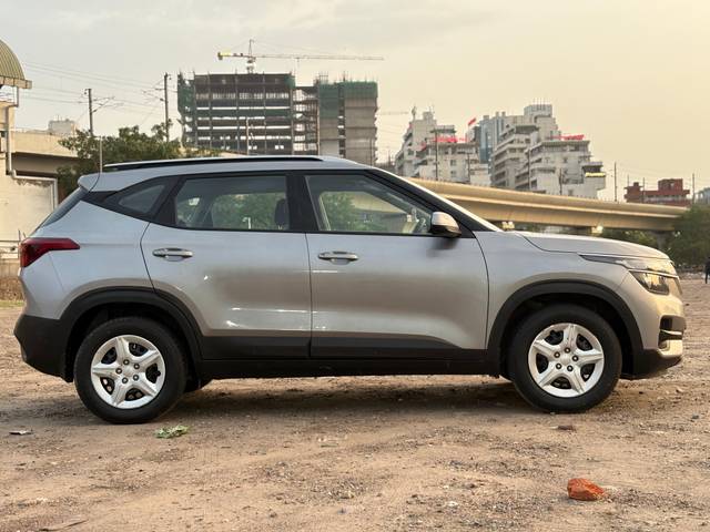 https://images10.gaadi.com/usedcar_image/4519578/original/968d7c93c20acedcee3e3a9b0f7c058b.jpg?imwidth=6401