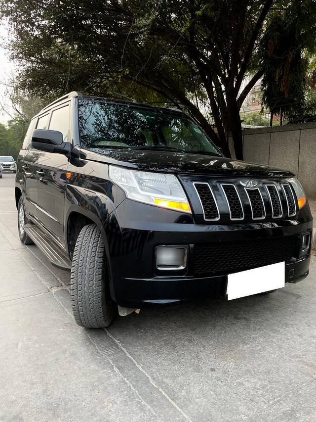 https://images10.gaadi.com/usedcar_image/4519583/original/processed_b32f20dbaf4e8b87bd0606fb9cd180a9.jpg?imwidth=6400