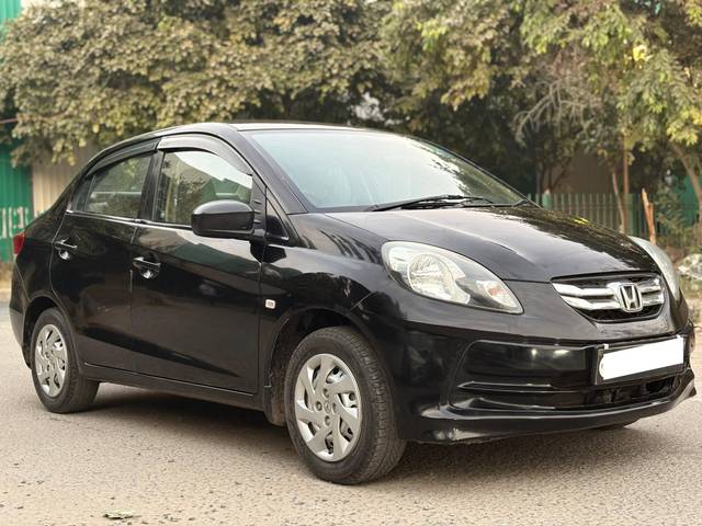 https://images10.gaadi.com/usedcar_image/4519585/original/processed_16d0feddc77702db619dcde562863ffc.jpg?imwidth=6400