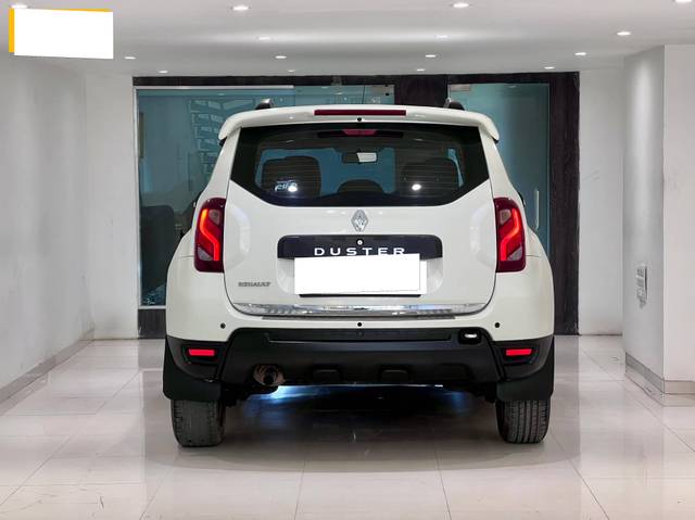 https://images10.gaadi.com/usedcar_image/4519591/original/processed_efd95aed251ddf661d3de206a6095144.jpg?imwidth=6402