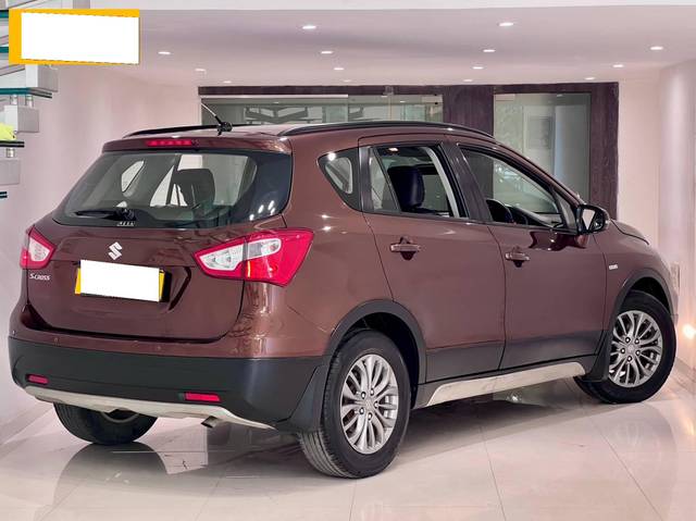 https://images10.gaadi.com/usedcar_image/4519600/original/processed_d19a0965adeef497c6692cfb2e7031ba.jpeg?imwidth=6401
