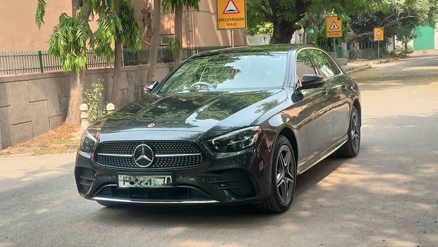 https://images10.gaadi.com/usedcar_image/4519602/original/6c2de07689b4baa4d6e7e6ecb374086d.jpg?imwidth=6402