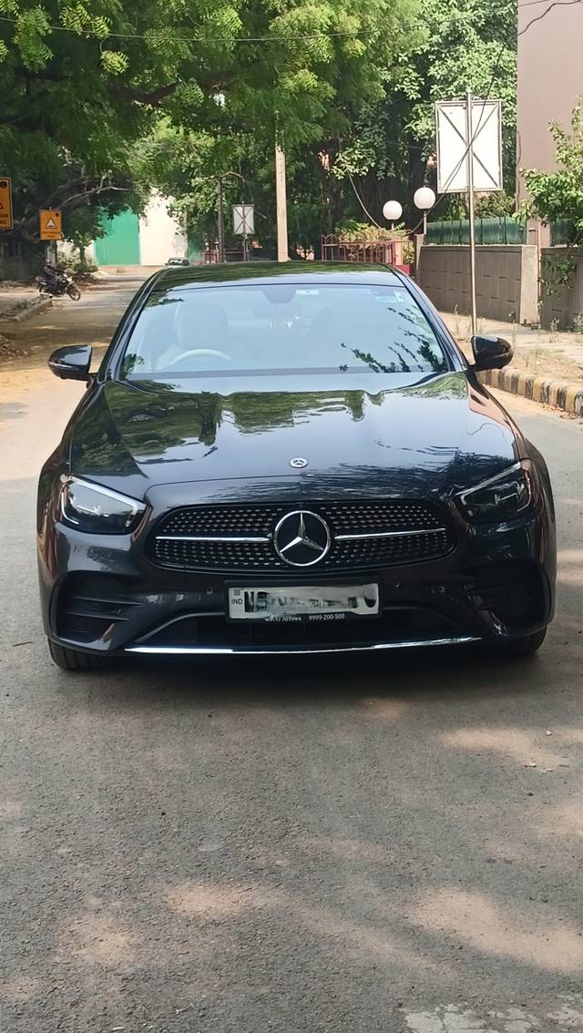 https://images10.gaadi.com/usedcar_image/4519602/original/9acb97f503f7eff4d9c87a12dea75cab.jpg?imwidth=6400