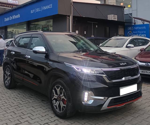 https://images10.gaadi.com/usedcar_image/4519614/original/processed_2a9f5de55a92ec126d599296e24c593b.jpg?imwidth=6400