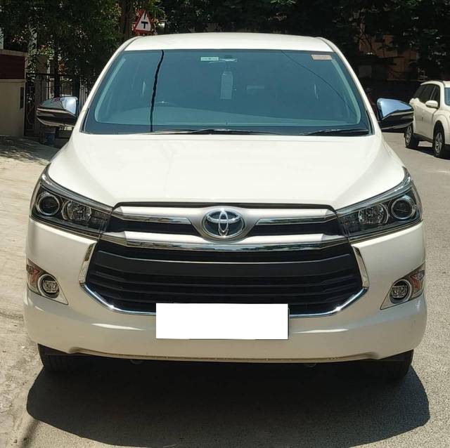 https://images10.gaadi.com/usedcar_image/4519628/original/processed_9b0420d139ccd8e9d7129b8a5007b2e1.jpg?imwidth=6400