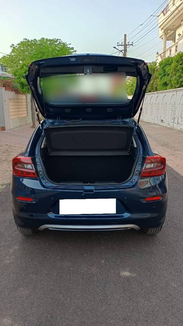 https://images10.gaadi.com/usedcar_image/4519631/original/87fe611d19d20f271db7dc5a905670f5.jpg?imwidth=6402
