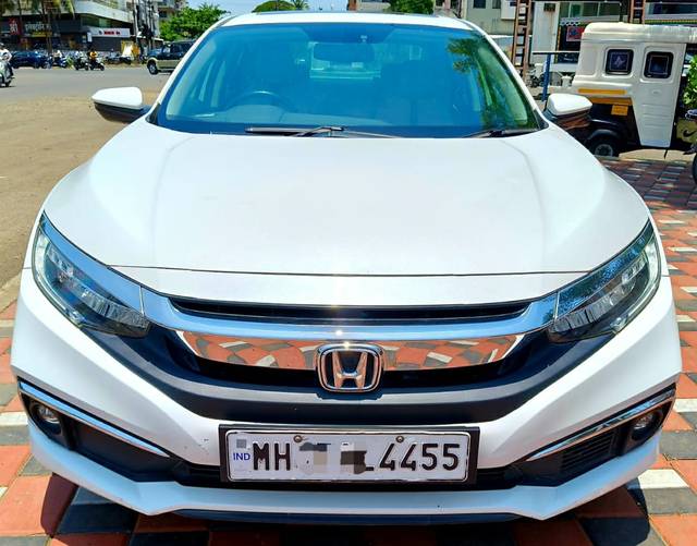 https://images10.gaadi.com/usedcar_image/4519634/original/5141aeeb83b5adb2dcb5054782107437.jpg?imwidth=6400