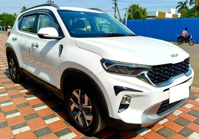 https://images10.gaadi.com/usedcar_image/4519641/original/processed_2e5dd611af2b77f7d48703d99fe07c03.jpg?imwidth=6400