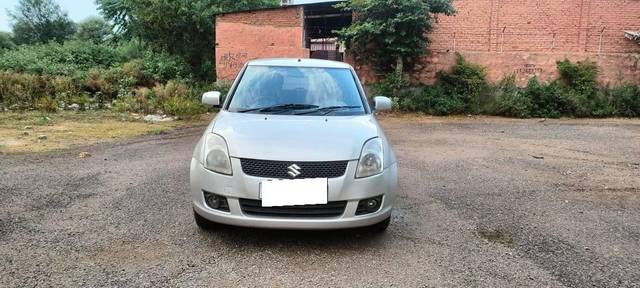 https://images10.gaadi.com/usedcar_image/4519643/original/processed_fb63f99dc90f8bcc4428cacfeb4d60cb.jpg?imwidth=6400