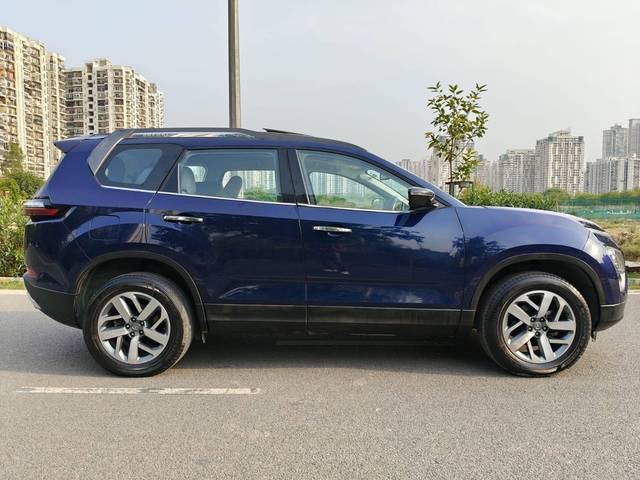 https://images10.gaadi.com/usedcar_image/4519647/original/processed_25fc97ce319fc407eef4c48c0c9e7457.jpg?imwidth=6401