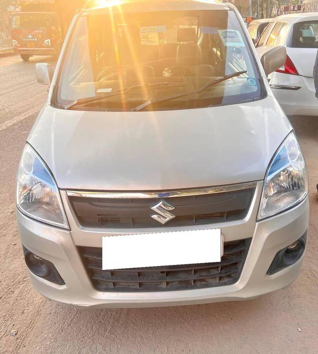 https://images10.gaadi.com/usedcar_image/4519648/original/processed_ab723314d81937b03931f50d419ad28c.jpg?imwidth=6400